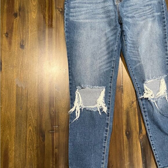 No Boundaries High Waist Distressed Jeans Dark Wash - Picture 3 of 12